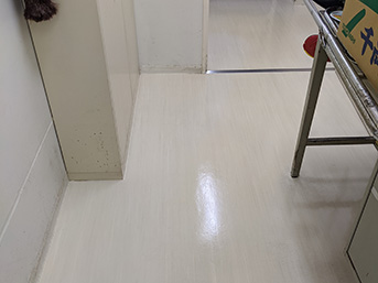 床面清掃アフター